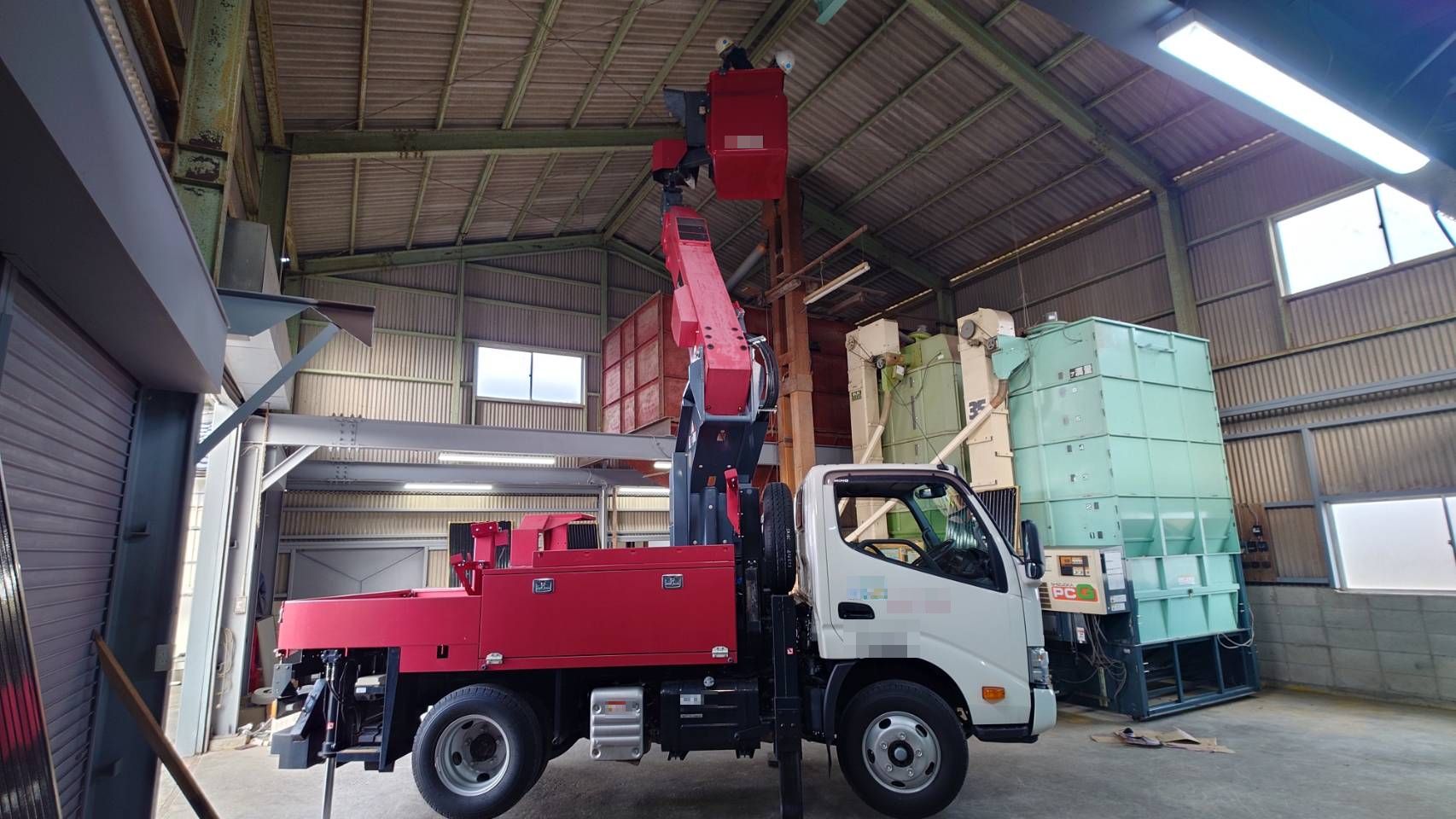 山口市名田島　倉庫