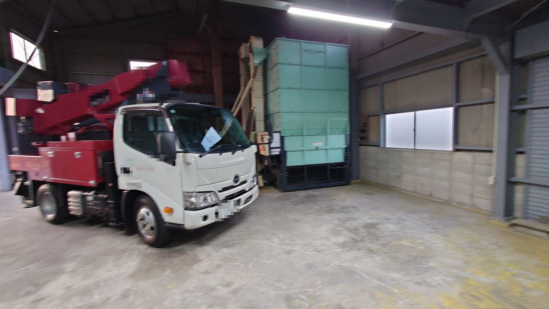 山口市名田島　室内